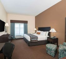 Wingate by Wyndham Lexington Room