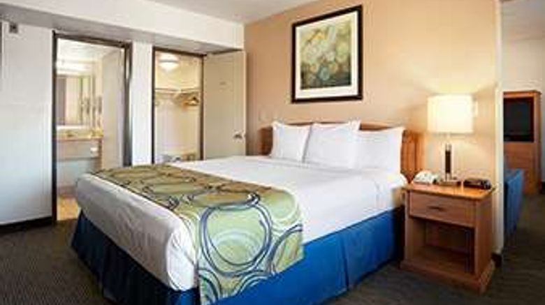 <b>Days Inn Encinitas Moonlight Beach Suite</b>. Images powered by <a href="https://iceportal.shijigroup.com/" title="IcePortal" target="_blank">IcePortal</a>.