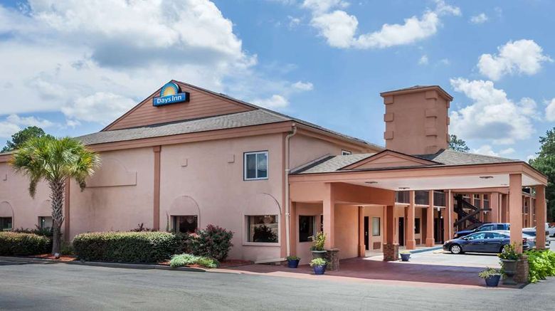 Days Inn Columbia Exterior. Images powered by <a href="https://iceportal.shijigroup.com" target="_blank" rel="noopener">Ice Portal</a>.