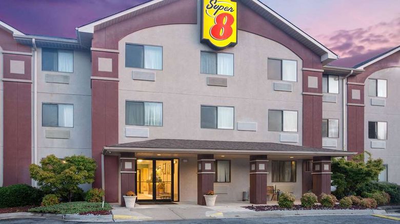 <b>Super 8 Lynchburg VA Exterior</b>. Images powered by <a href="https://iceportal.shijigroup.com/" title="IcePortal" target="_blank">IcePortal</a>.