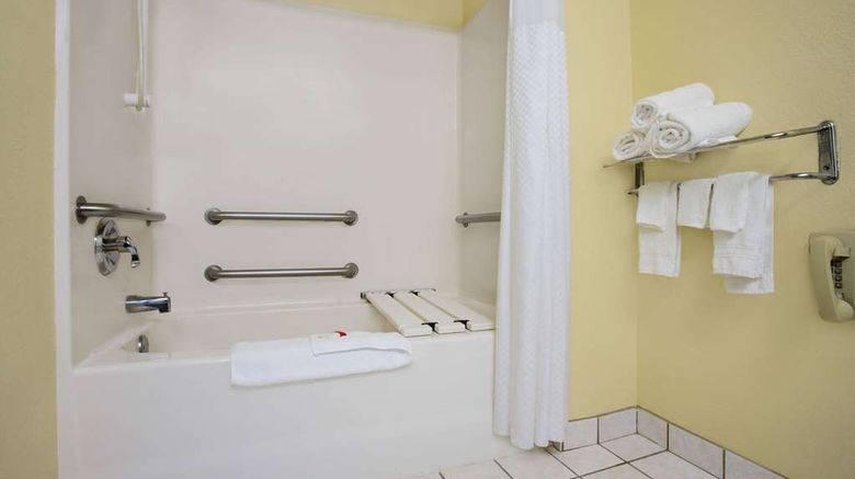 <b>Super 8 Lynchburg VA Room</b>. Images powered by <a href="https://iceportal.shijigroup.com/" title="IcePortal" target="_blank">IcePortal</a>.