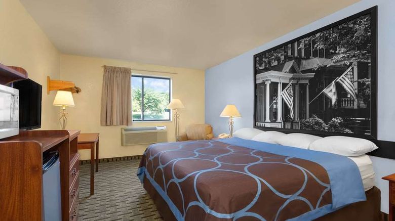 <b>Super 8 Lynchburg VA Room</b>. Images powered by <a href="https://iceportal.shijigroup.com/" title="IcePortal" target="_blank">IcePortal</a>.