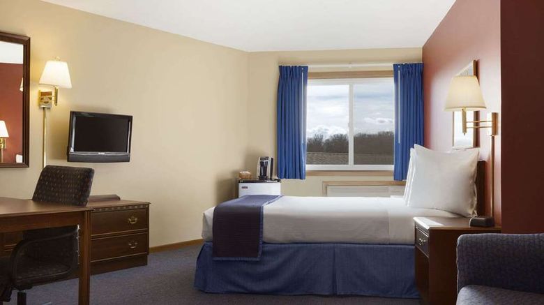 <b>Travelodge Motel of St Cloud Room</b>. Images powered by <a href="https://iceportal.shijigroup.com/" title="IcePortal" target="_blank">IcePortal</a>.