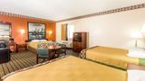 Super 8 Athens Suite