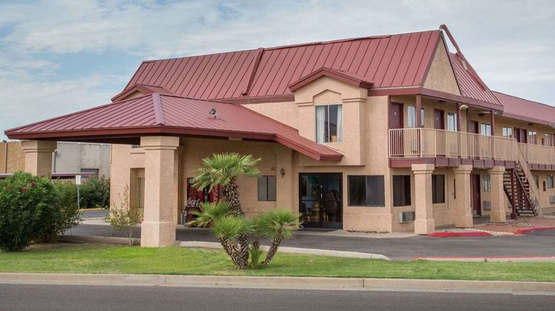 Knights Inn Fairground Phoenix Exterior. Images powered by <a href="https://iceportal.shijigroup.com" target="_blank" rel="noopener">Ice Portal</a>.