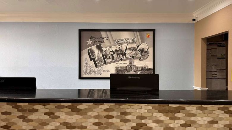 <b>Super 8 Galveston Lobby</b>. Images powered by <a href="https://iceportal.shijigroup.com/" title="IcePortal" target="_blank">IcePortal</a>.