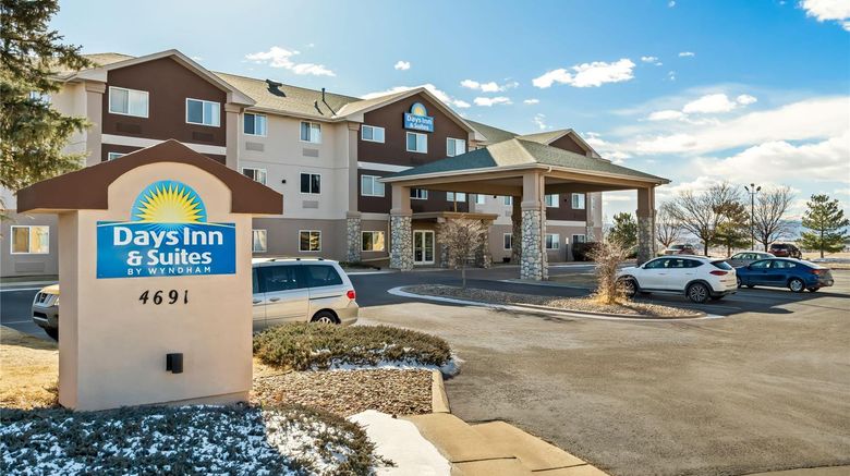 <b>Days Inn & Suites by Wyndham Castle Rock Exterior</b>. Images powered by <a href="https://iceportal.shijigroup.com/" title="IcePortal" target="_blank">IcePortal</a>.