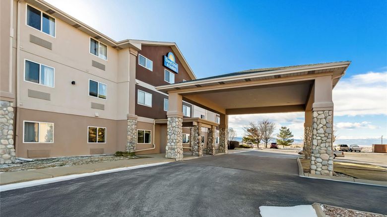 <b>Days Inn & Suites by Wyndham Castle Rock Exterior</b>. Images powered by <a href="https://iceportal.shijigroup.com/" title="IcePortal" target="_blank">IcePortal</a>.