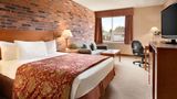 Travelodge North Bay Lakeshore Room