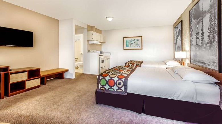 <b>Super 8 Duncan Room</b>. Images powered by <a href="https://iceportal.shijigroup.com/" title="IcePortal" target="_blank">IcePortal</a>.