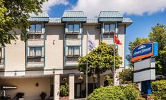 Howard Johnson Hotel Victoria