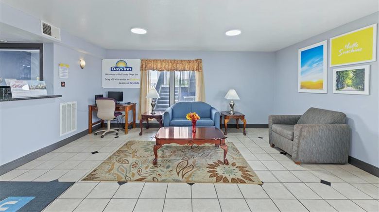 <b>Days Inn McKinney Lobby</b>. Images powered by <a href="https://iceportal.shijigroup.com/" title="IcePortal" target="_blank">IcePortal</a>.