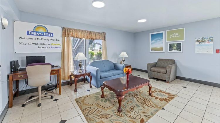 Days Inn McKinney Lobby