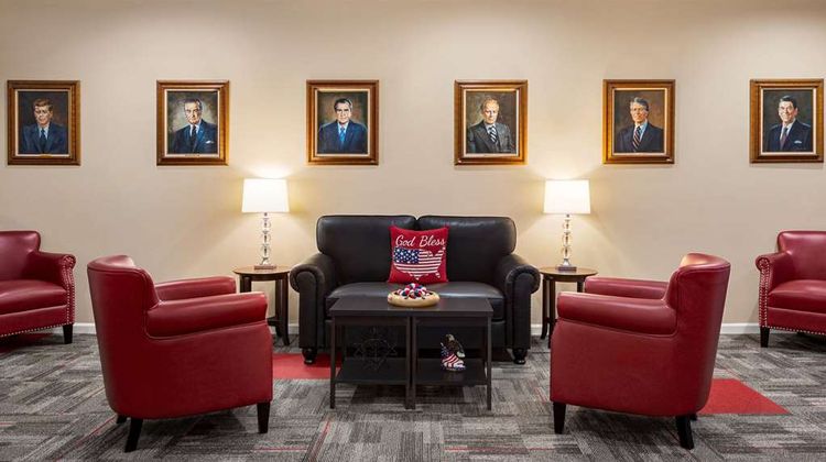 Ramada Richland Center Lobby
