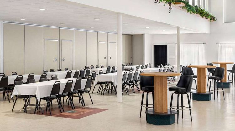 Ramada Richland Center Meeting