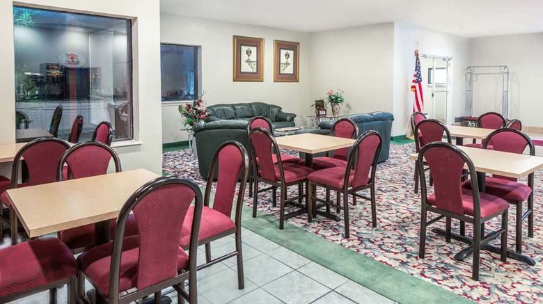 <b>Super 8 Pevely Lobby</b>. Images powered by <a href="https://iceportal.shijigroup.com/" title="IcePortal" target="_blank">IcePortal</a>.