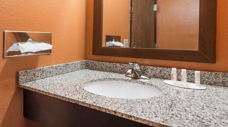Days Inn Mexico Room