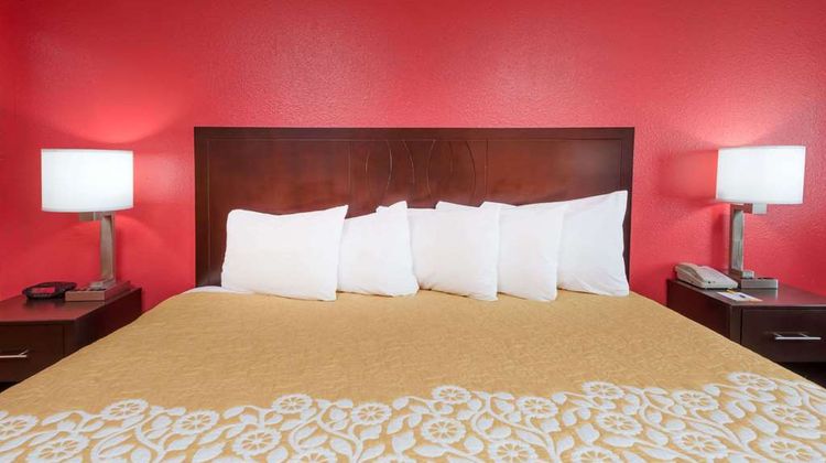 Days Inn Mexico Room