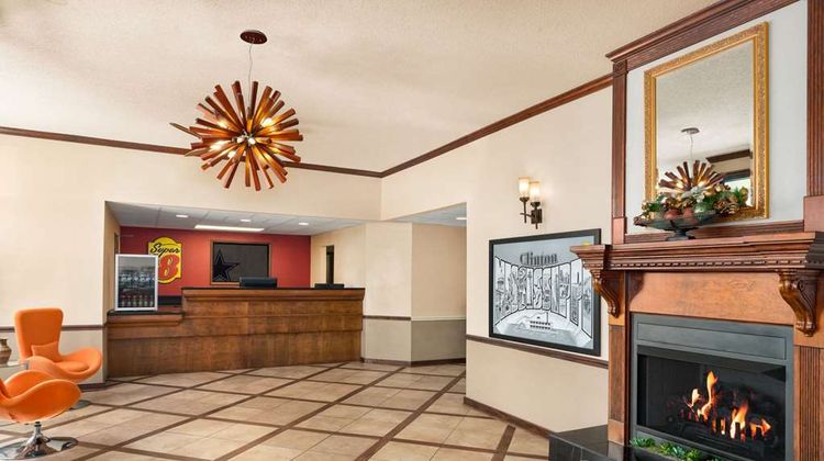 Super 8 Clinton Lobby