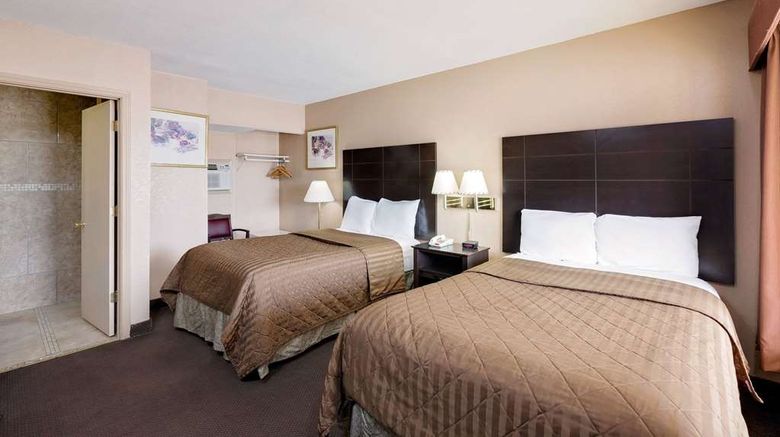 <b>Travelodge Ozona Room</b>. Images powered by <a href="https://iceportal.shijigroup.com/" title="IcePortal" target="_blank">IcePortal</a>.