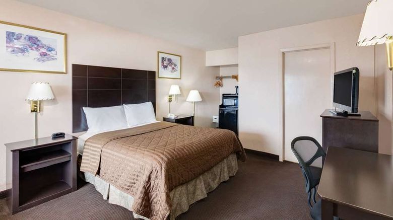 <b>Travelodge Ozona Room</b>. Images powered by <a href="https://iceportal.shijigroup.com/" title="IcePortal" target="_blank">IcePortal</a>.