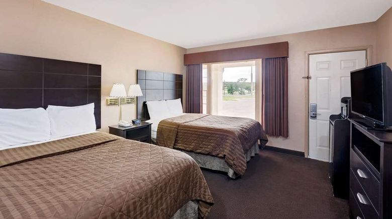 <b>Travelodge Ozona Room</b>. Images powered by <a href="https://iceportal.shijigroup.com/" title="IcePortal" target="_blank">IcePortal</a>.