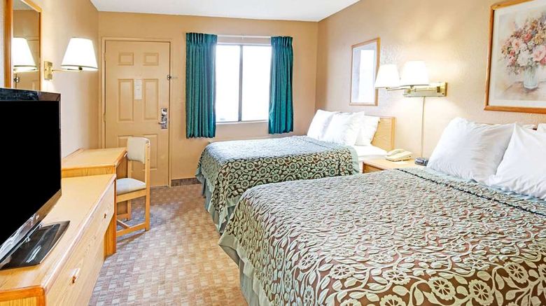 <b>Days Inn El Paso Airport East Room</b>. Images powered by <a href="https://iceportal.shijigroup.com/" title="IcePortal" target="_blank">IcePortal</a>.