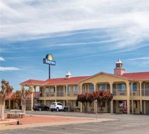Days Inn Van Horn TX Exterior