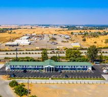 Days Inn Red Bluff Exterior