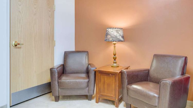 Super 8 Cooke City Yellowstone Park Area Lobby