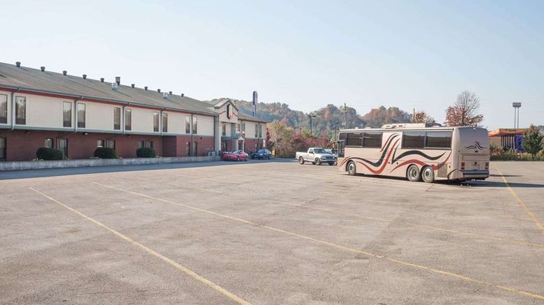 <b>Super 8 Grayson Other</b>. Images powered by <a href="https://iceportal.shijigroup.com/" title="IcePortal" target="_blank">IcePortal</a>.