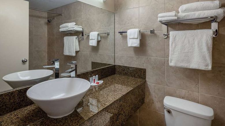 <b>Super 8 Edmonton International Airport Suite</b>. Images powered by <a href="https://iceportal.shijigroup.com/" title="IcePortal" target="_blank">IcePortal</a>.