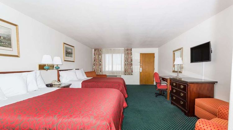 Days Inn Kimball Room