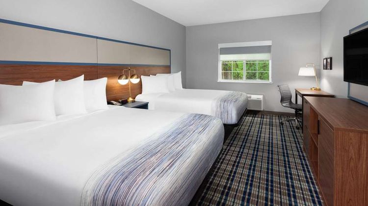 AmericInn by Wyndham Eagle River Downtown Room
