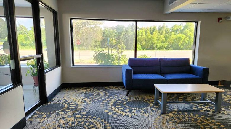 <b>Days Inn LaPlace- New Orleans Lobby</b>. Images powered by <a href="https://iceportal.shijigroup.com/" title="IcePortal" target="_blank">IcePortal</a>.