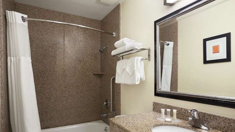Howard Johnson by Wyndham Sea World Room