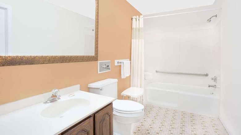 <b>Knights Inn Emporia Room</b>. Images powered by <a href="https://iceportal.shijigroup.com/" title="IcePortal" target="_blank">IcePortal</a>.