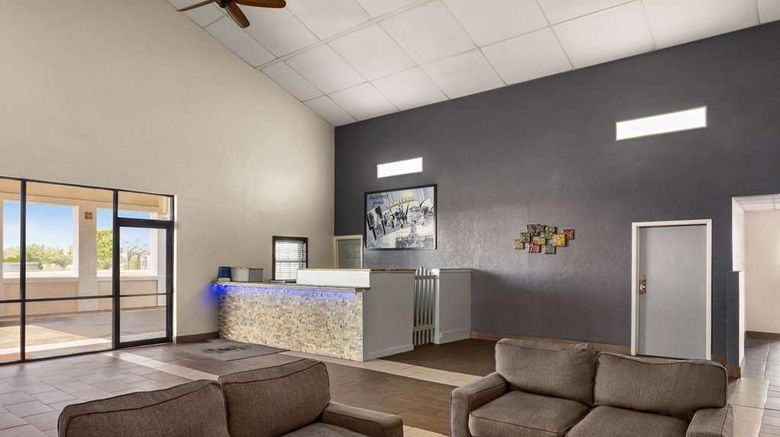 <b>Super 8 Gainesville Lobby</b>. Images powered by <a href="https://iceportal.shijigroup.com/" title="IcePortal" target="_blank">IcePortal</a>.