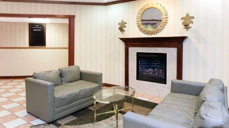 <b>Baymont Inn/Suites Chicago/Calumet City Lobby</b>. Images powered by <a href="https://iceportal.shijigroup.com/" title="IcePortal" target="_blank">IcePortal</a>.