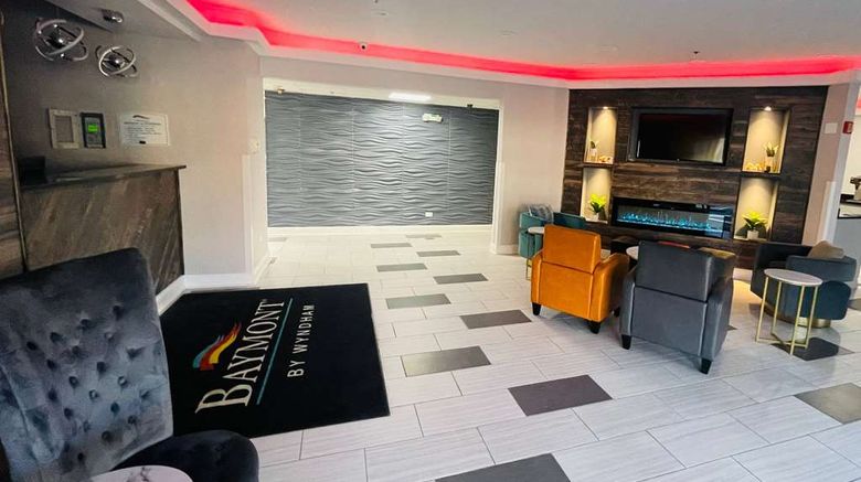 <b>Baymont Inn/Suites Chicago/Calumet City Lobby</b>. Images powered by <a href="https://iceportal.shijigroup.com/" title="IcePortal" target="_blank">IcePortal</a>.