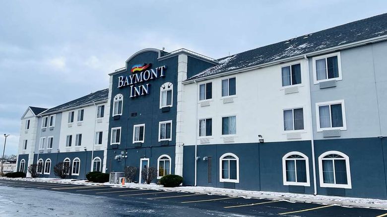 <b>Baymont Inn/Suites Chicago/Calumet City Exterior</b>. Images powered by <a href="https://iceportal.shijigroup.com/" title="IcePortal" target="_blank">IcePortal</a>.