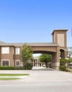 Howard Johnson Express  Lone Star Park