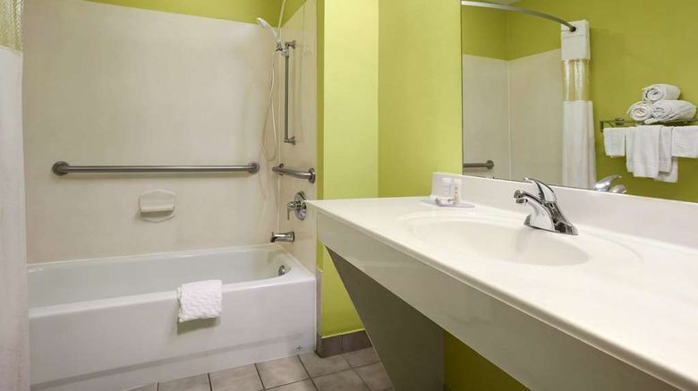 <b>Howard Johnson Express  Lone Star Park Room</b>. Images powered by <a href="https://iceportal.shijigroup.com/" title="IcePortal" target="_blank">IcePortal</a>.