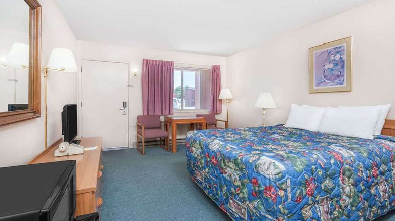 <b>Days Inn Burns Room</b>. Images powered by <a href="https://iceportal.shijigroup.com/" title="IcePortal" target="_blank">IcePortal</a>.
