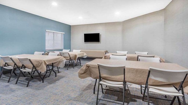 <b>Super 8 Marysville/Port Huron Area Meeting</b>. Images powered by <a href="https://iceportal.shijigroup.com/" title="IcePortal" target="_blank">IcePortal</a>.