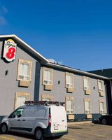Super 8 Dawson Creek