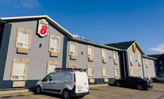 Super 8 Dawson Creek