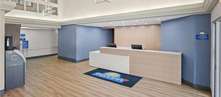 Days Inn Regina Lobby