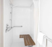 Days Inn & Suites Pine Bluff Room