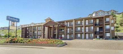 Kamloops Travelodge Mountview Exterior